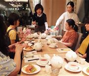 人気の紅茶ワークショップではパスタとのマリアージュも登場（重松明子撮影）＝東京都千代田区の「アフタヌーンティー・ティールーム」新丸ビル店