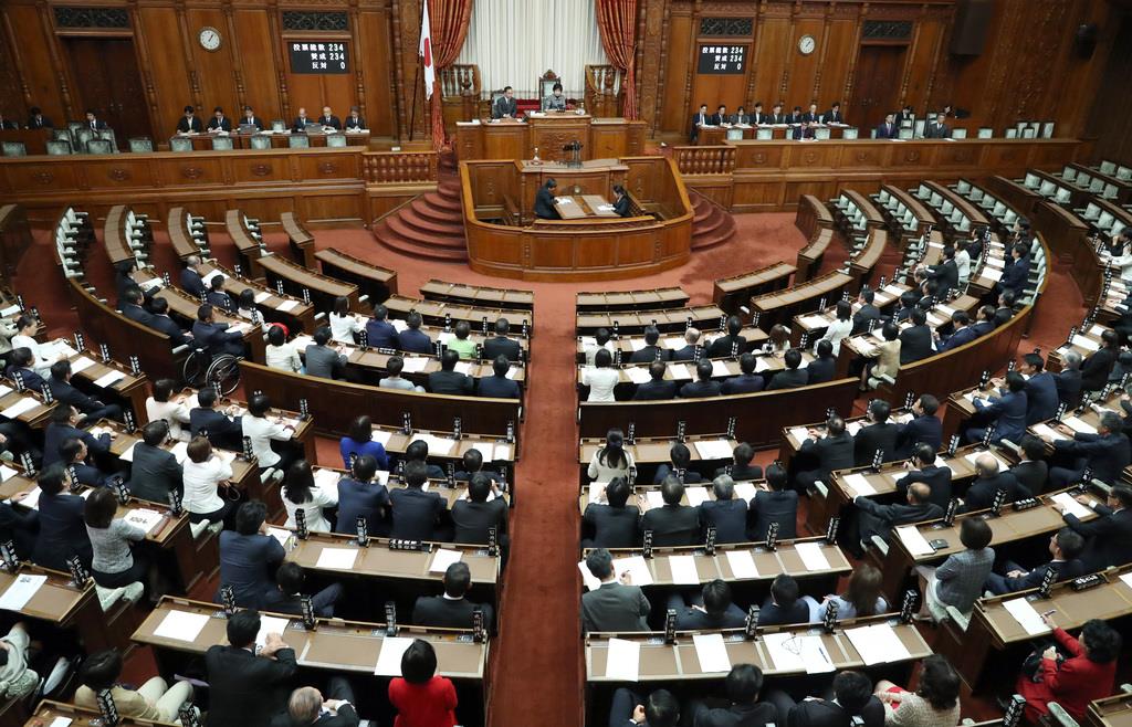 ハンセン病補償法が成立 家族に最大180万円、国会・政府の反省とおわび明記