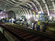 ホームの移設工事が行われている銀座線渋谷駅（東京メトロ提供）