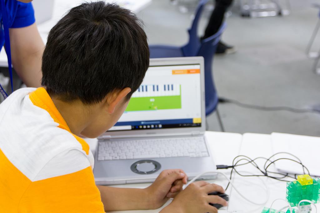 2020年4月から小学校でプログラミング教育が必修化される（画像はイメージです：Getty Images）