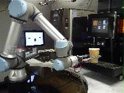 ＱＢＩＴロボティクスによるロボットを使った無人カフェ＝東京都千代田区（松村信仁撮影）