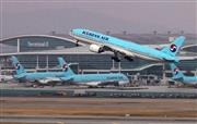 韓国の仁川国際空港を離陸する大韓航空機（聯合＝共同）