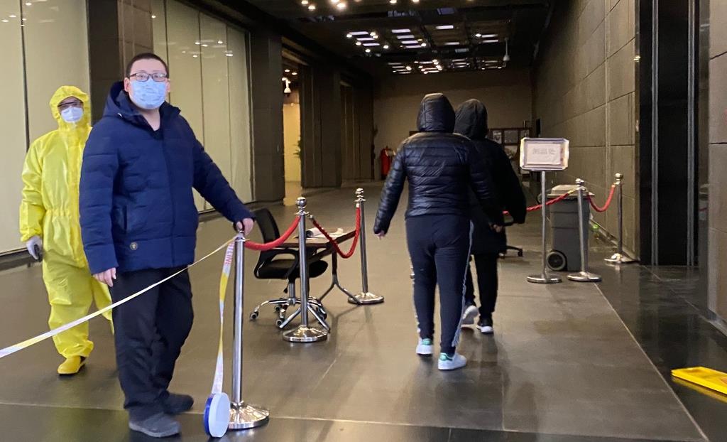 「外出証」で買い物制限、解熱薬の販売NG…中国各地で新型肺炎の独自対策