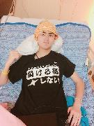 診断後は、家族や学校など大勢に支えられたという（小林聖さん提供）