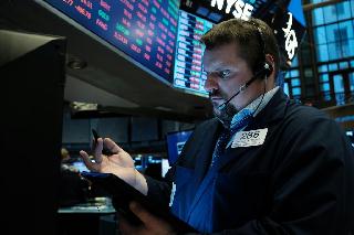 米株急落、背景にロシア・サウジの“油価戦争”　米政府「国家主体が市場操作」