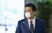 安倍首相＝１７日午前９時５２分、首相官邸