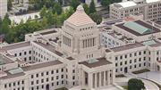 国会議事堂＝東京都千代田区（本社チャーターヘリから、納冨康撮影）