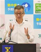 記者会見で質問に答える松井一郎・大阪市長＝４日、大阪市役所