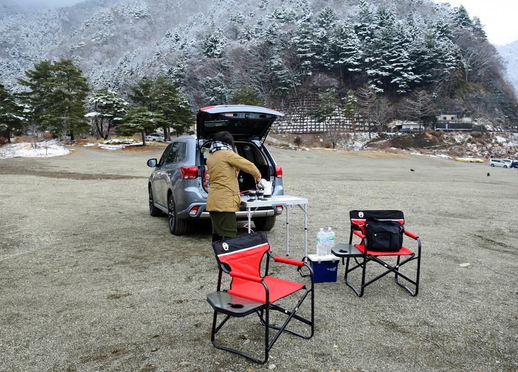 到着後、まずはコーヒーを淹れる。もちろんコンセントにつないだ電気ケトルです