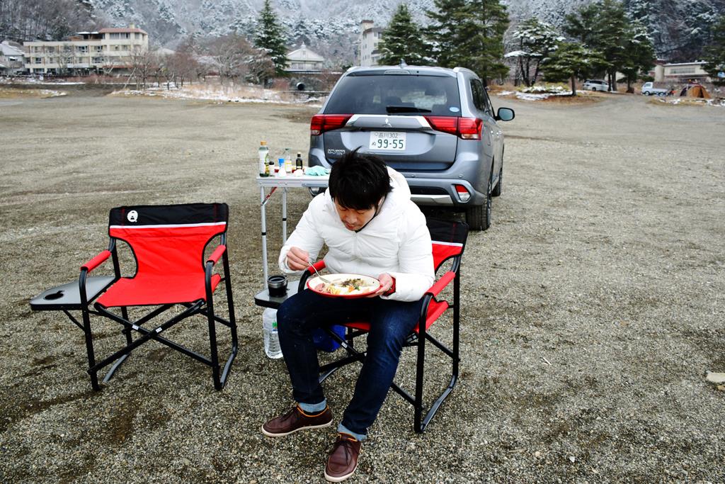 アウトドアで食べる料理はとても美味しかったのだが…とにかく冷めるのがめちゃくちゃ早い