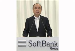 　定時株主総会を開き、オンラインで説明するソフトバンクグループの孫正義会長兼社長＝２５日