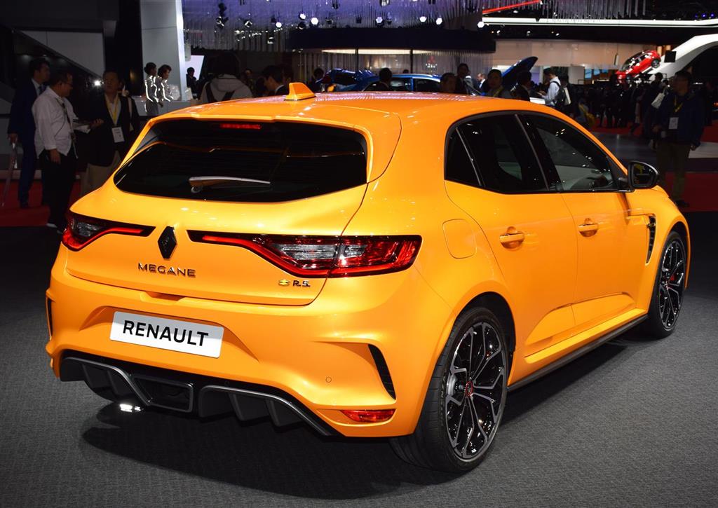 最高峰モデルの新型メガーヌR.S.