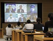 テレビ会議方式で行われた全国知事会＝１９日、東京都千代田区