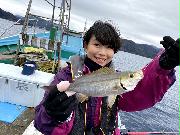 釣りに興味を持つ女性も増えている