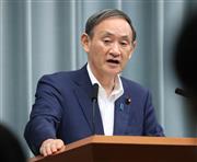 会見に臨む菅義偉官房長官＝２８日午前、首相官邸（春名中撮影）