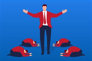 「知の巨人」の多用に違和感　権威主義の新しい皮が必要とされている結果か