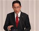 自民党総裁選の候補者所見発表演説会で演説する岸田文雄政調会長＝８日午後、東京都千代田区の自民党本部（飯田英男撮影）