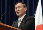 就任後、初の記者会見をする菅義偉首相＝１６日午後、首相官邸（代表撮影）