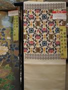 「リユースきもの魅力再発見フェア」では、沖縄の紅型など各地の伝統にも触れることができる（重松明子撮影）