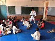 ボツワナで柔道を指導していた村上さん。現在はオンラインで指導を続ける