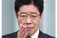 会談に臨む加藤勝信官房長官＝６日午前、首相官邸（春名中撮影）
