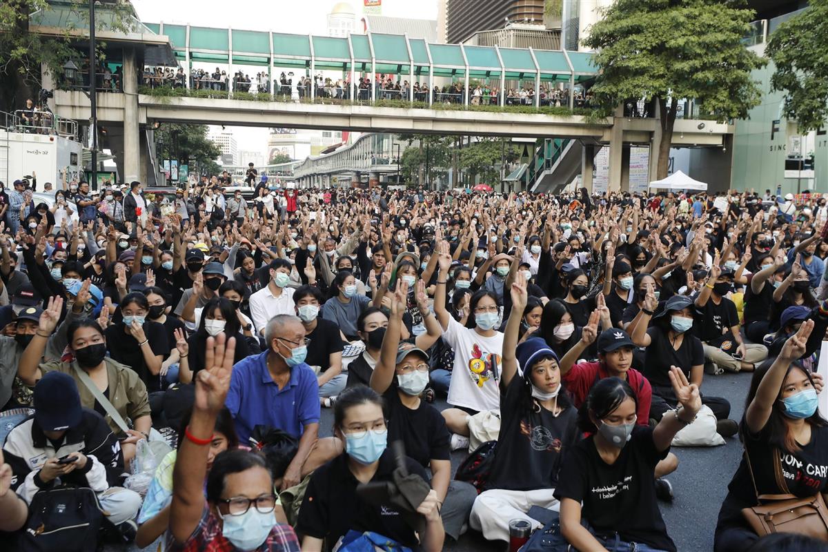 タイ 王室改革可能な改憲案否決 抗議活動激化の懸念 Sankeibiz サンケイビズ 自分を磨く経済情報サイト