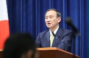 臨時国会が閉会し会見に臨む菅義偉首相＝４日午後、首相官邸（春名中撮影）