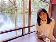 金沢・兼六園で、庭園を眺めながらお抹茶をいただきました♪　提供：執筆者