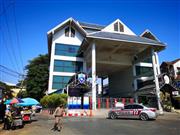 新型コロナ感染拡大により閉鎖された、タイ北部チェンライ県メーサイの国境検問所（小堀晋一撮影）