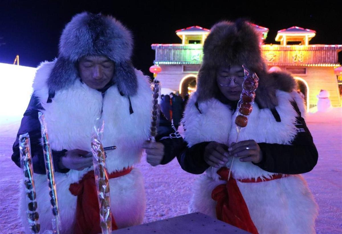 内モンゴル自治区のアルシャンで氷雪祭りが開幕