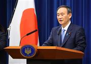 年頭の記者会見に臨む菅義偉首相＝４日午前、首相官邸（萩原悠久人撮影）