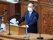衆院本会議場で施政方針演説を行う菅義偉首相＝1月18日午後、国会（佐藤徳昭撮影）