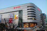 約３０年の歴史に幕を閉じたそごう川口店＝２８日午後、川口市（竹之内秀介撮影）