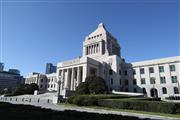 国会議事堂＝東京都千代田区（春名中撮影）