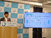 空き家物件紹介サイト「ファンタスリプロ」について説明するファンタステクノロジーの国師康平社長＝２１日、東京都渋谷区（松村信仁撮影）