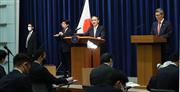 ４都府県へ緊急事態宣言を発令し会見で国民にさらなる協力を呼びかける菅義偉首相＝２３日午後、首相官邸（春名中撮影）