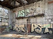 ミラノ市内の工場跡の荒廃した風景を撮り歩く