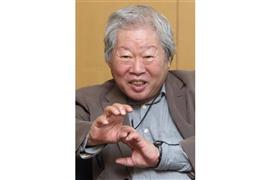 立花隆さん＝2010年（緑川真実撮影）