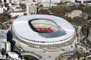 新国立競技場＝東京都新宿区（本社チャーターヘリから、桐山弘太撮影）