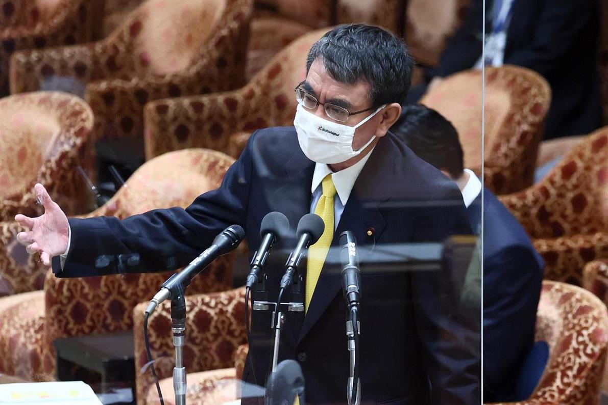 河野担当相 ワクチン職場接種停止を陳謝 要望 見誤った Sankeibiz サンケイビズ 自分を磨く経済情報サイト