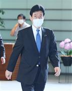 西村康稔経済再生担当相（春名中撮影）