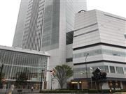 横浜市役所＝横浜市中区（高橋天地撮影）