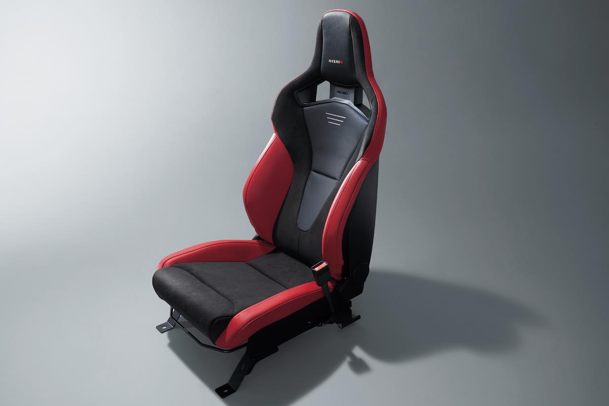 ノートオーラNISMO（日産自動車提供）