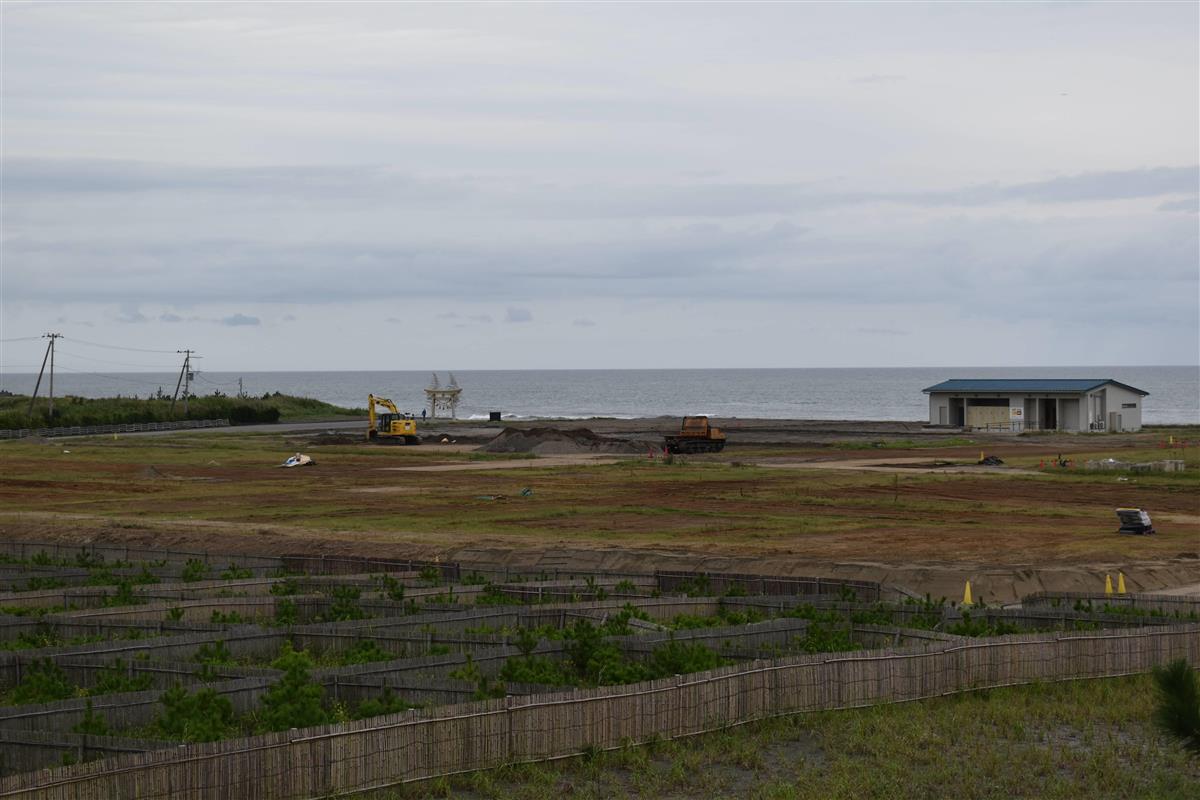 競技施設などがほぼ撤去された東京五輪サーフィン競技会場の跡地＝１４日、千葉県一宮町の釣ケ崎海岸（長橋和之撮影）