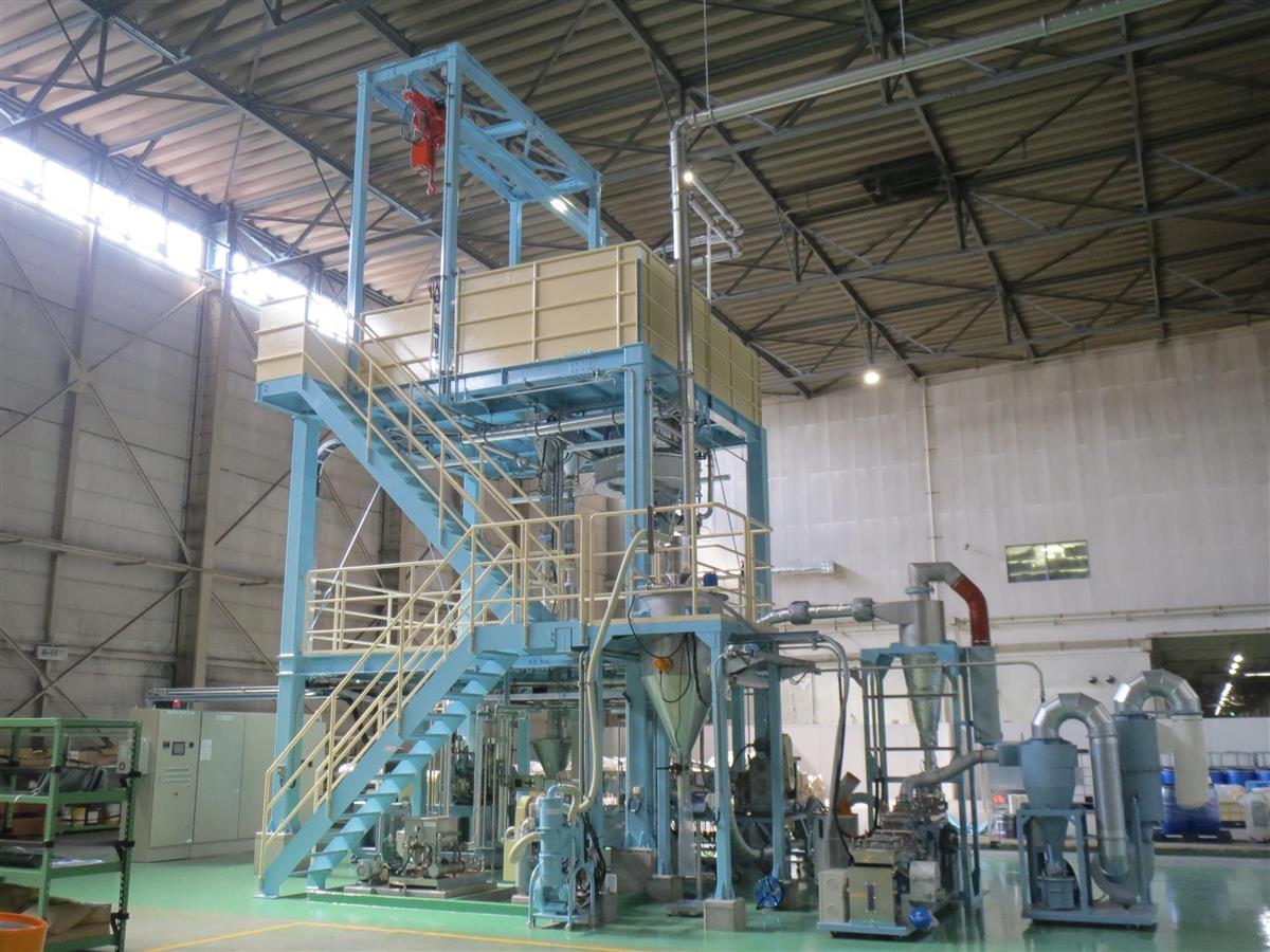 製紙大手 木材新素材 Cnf に活路 収益確保へ用途探る 日本製紙は化粧品 Sankeibiz サンケイビズ 自分を磨く経済情報サイト