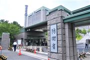 防衛省外観（納冨康撮影）