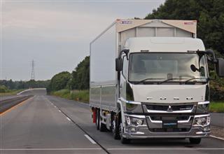 「ドライバーの異変を察知し停車」　先進安全技術搭載のトラックができること