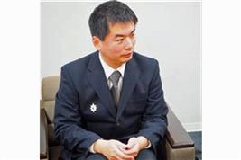 防衛省海上自衛隊数学教官の佐々木淳氏