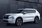 8年ぶり、3代目となる新型「アウトランダーPHEV」（三菱自動車提供）