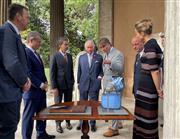 クチネッリ氏とチャールズ皇太子 (c)Brunello Cucinelli